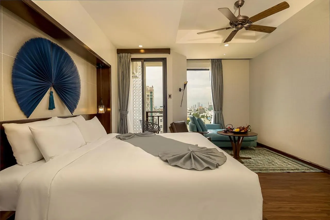 **** Hotel The Blossom House Da Nang Vietnam
